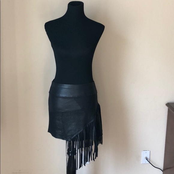 Liberty Garden vegan leather fringe skirt - Picture 6 of 13
